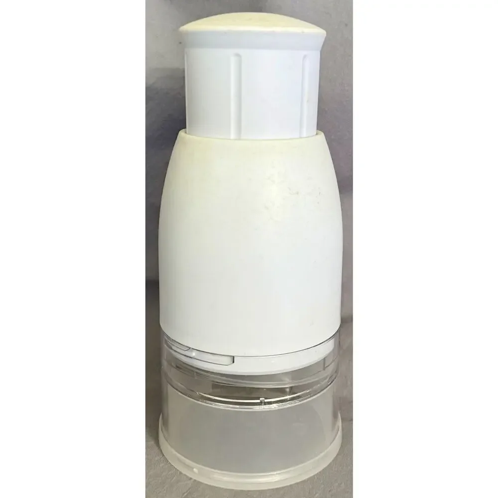Zyliss Food Chopper With Stainless Steel Rotating Blade